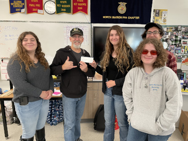 Photograph of North Marion FFA Chapter members