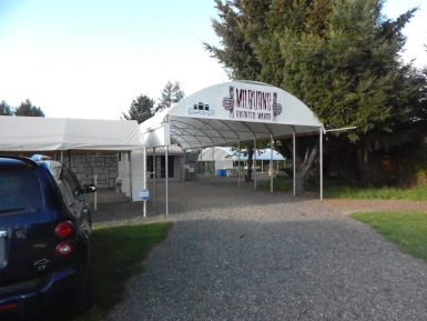 Photograph of the entrance of Milburn Manor